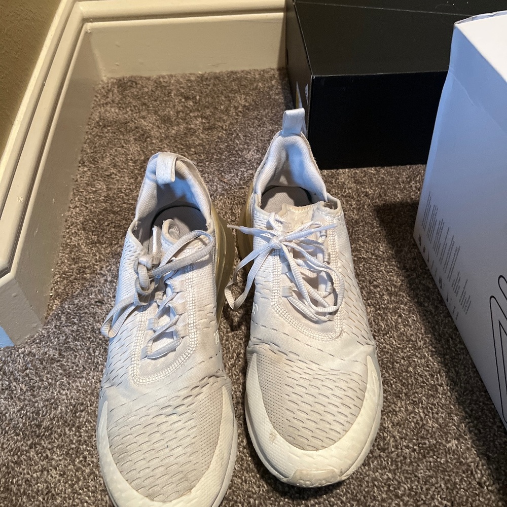 Air Max 270